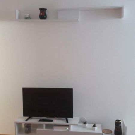 Melody Apartment Alba Iulia Extérieur photo